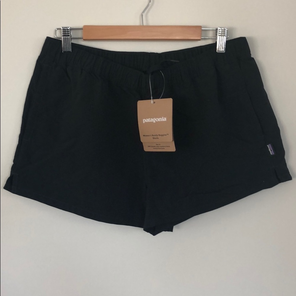 NWT Patagonia barely baggies shorts black L large